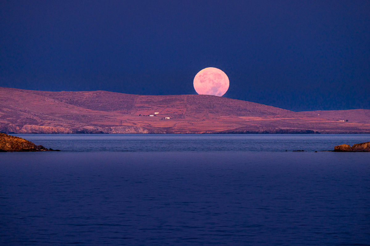 Mykonos Moon