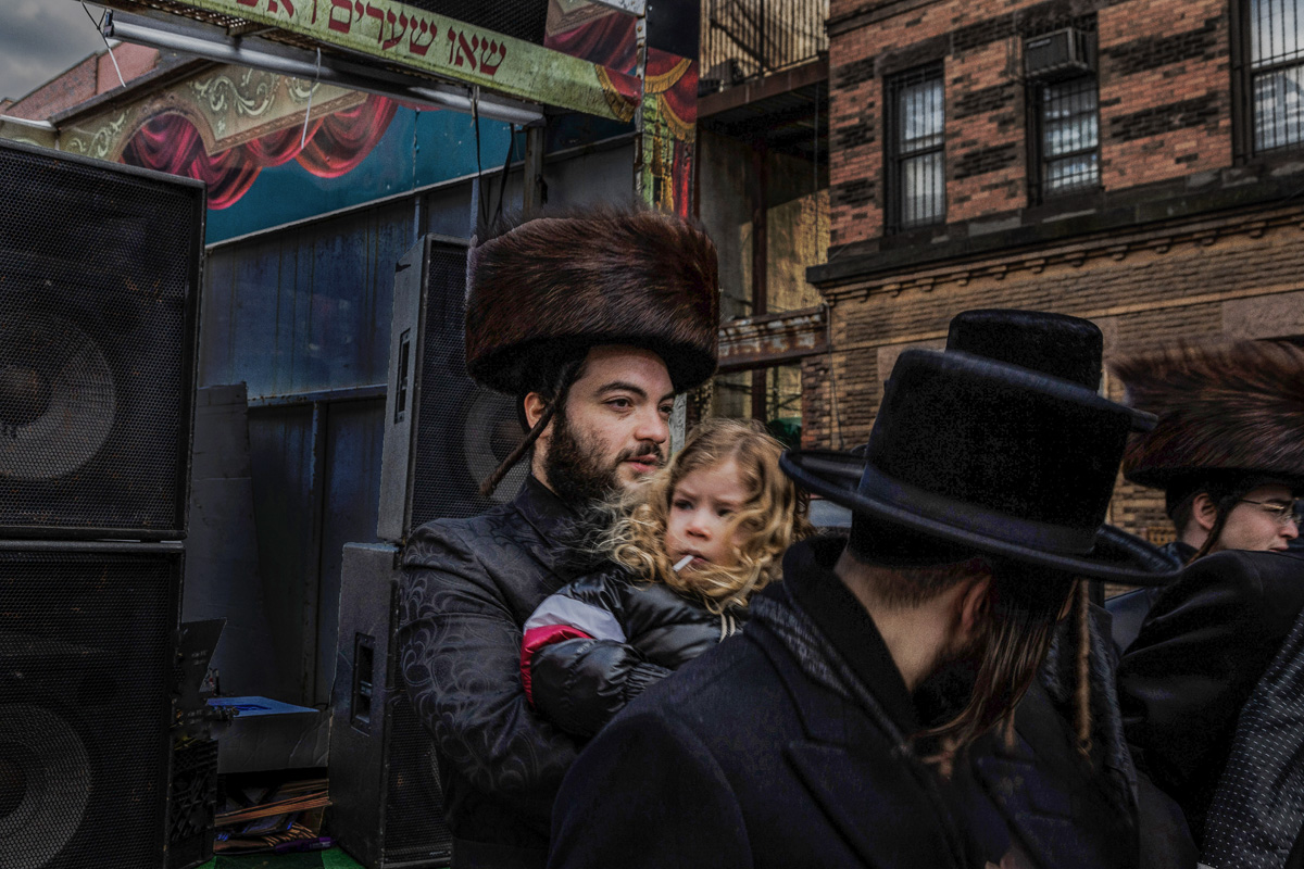 Man carrying Daughter