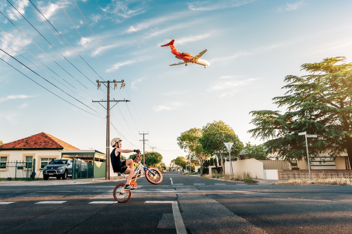 BMX VS Airplane