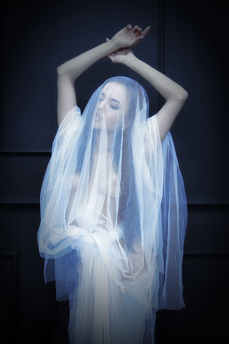 Vision of a naked ghost