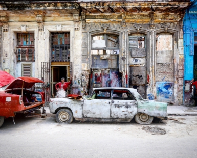Kaleidoscope: Shifting shades of Havana.