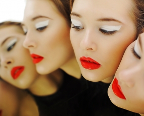 Red lips.