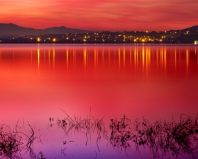 In the red sky conflagration, saying goodbye to the day